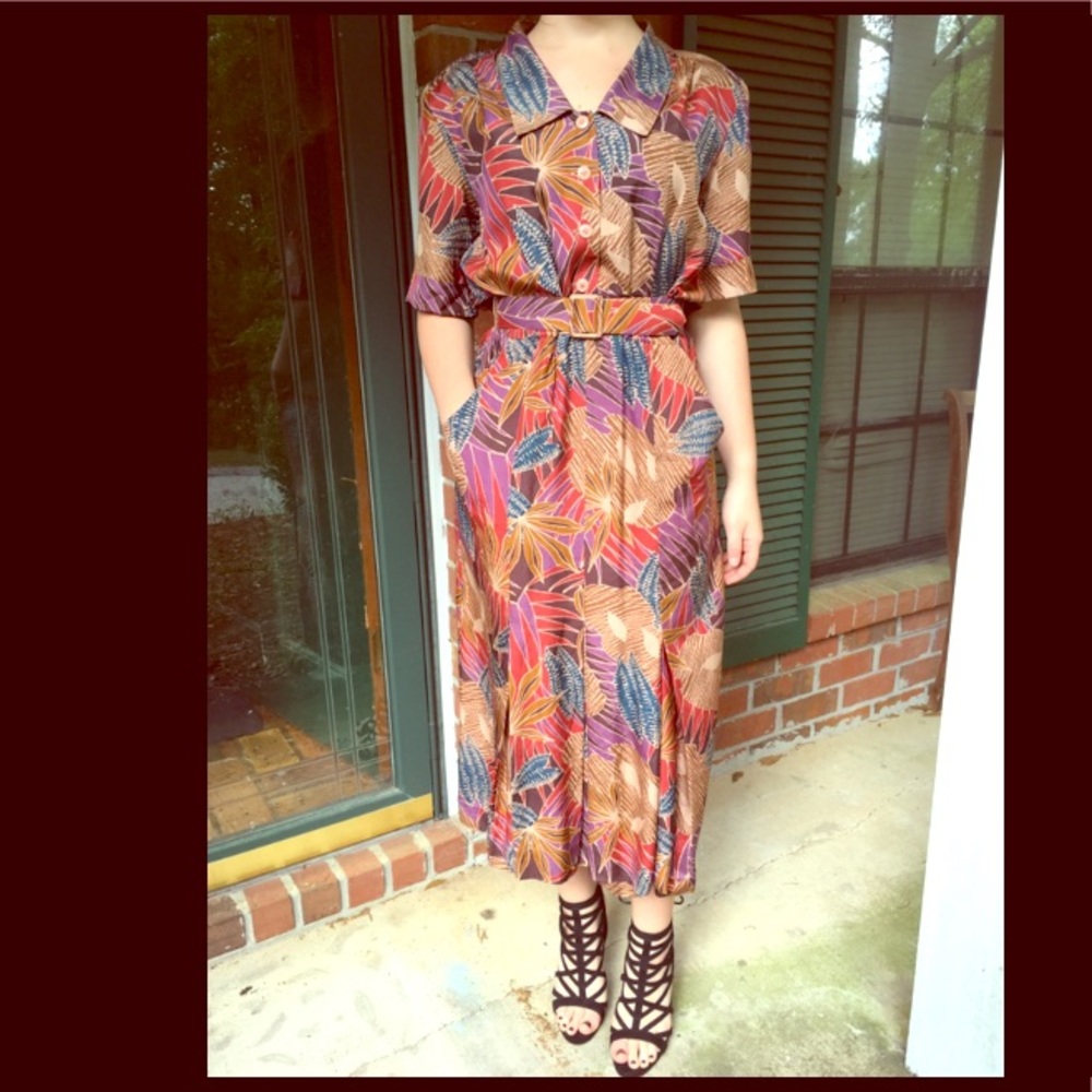 Vintage 1980s Vogue Alley belted silk dress size 8